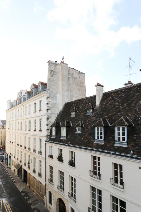 Paris, Bastille, Style Atelier D Artiste Paris